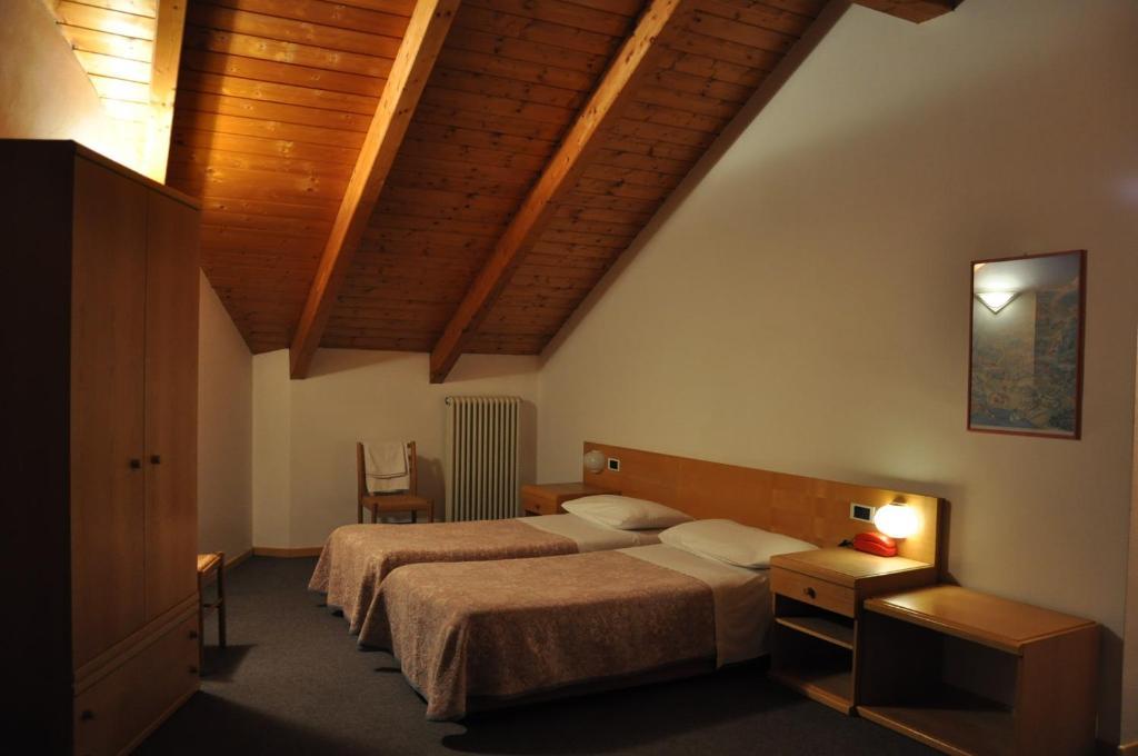 Hotel Ideal Sarche di Calavino Habitación foto