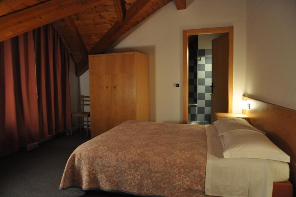 Hotel Ideal Sarche di Calavino Habitación foto
